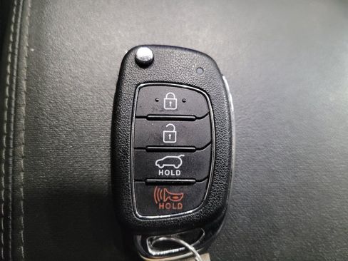 Used 2019 Hyundai Tucson SE AWD/4WD image 32