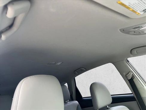 Used 2017 Toyota Prius V Five FWD image 24