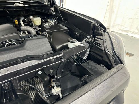 Used 2025 Toyota Tundra SR5 w/ SR5 Convenience Package AWD/4WD image 67