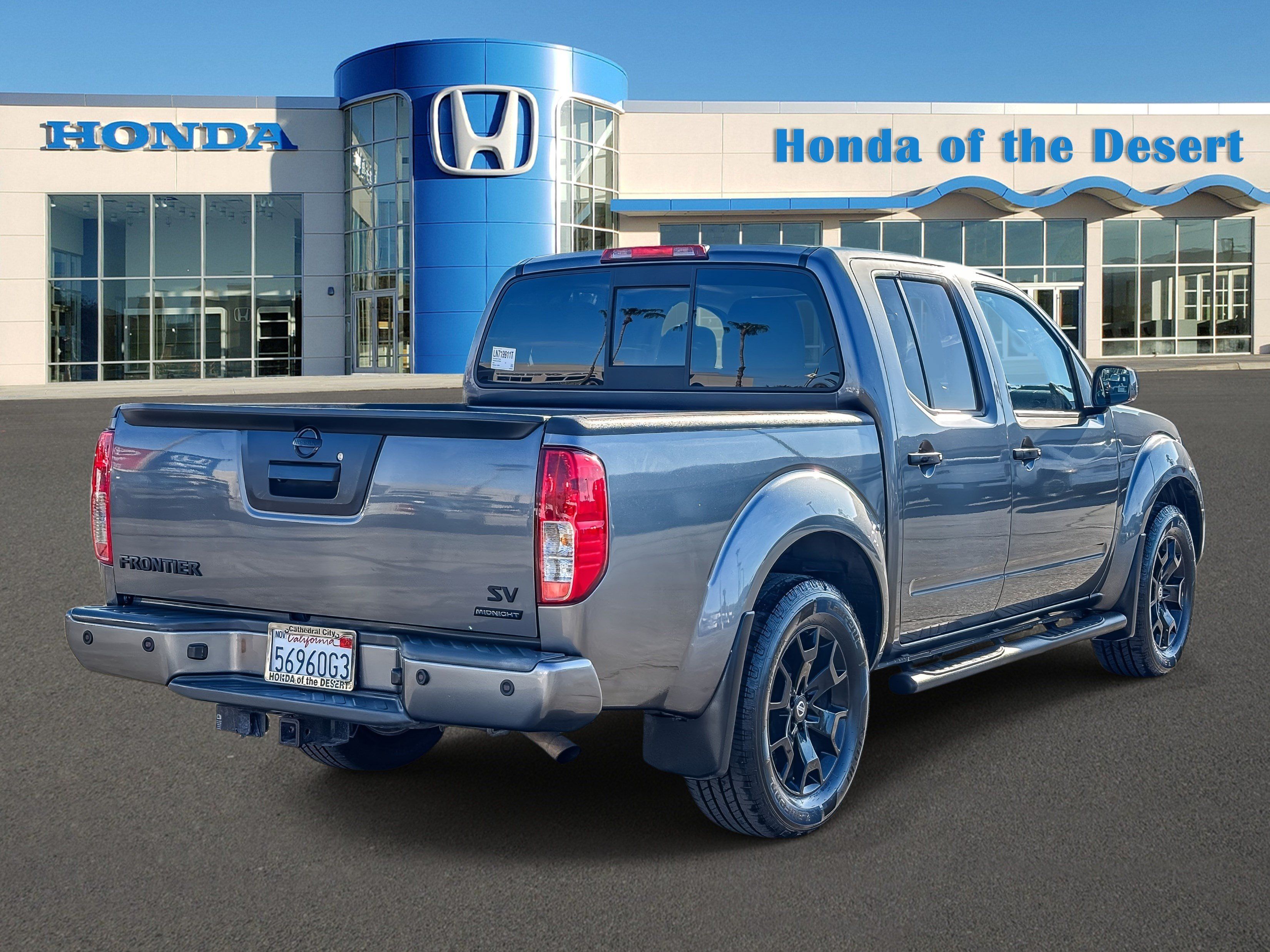 Used 2020 Nissan Frontier SV w/ Midnight Edition Floor Mats RWD image 7