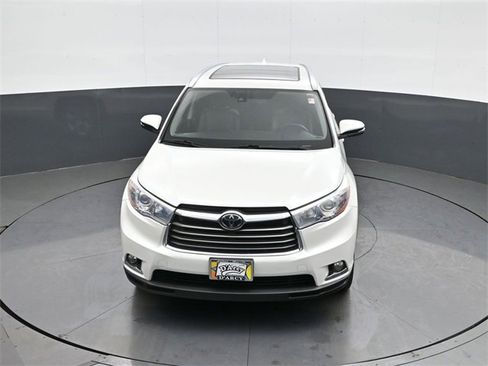 Used 2016 Toyota Highlander Limited Platinum image 15