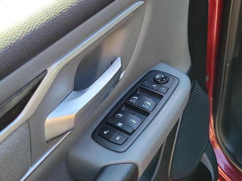 Used 2021 RAM 1500 Big Horn AWD/4WD image 8
