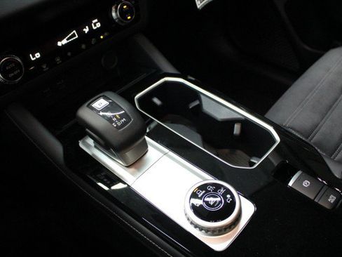 New 2025 Mitsubishi Outlander SE image 14