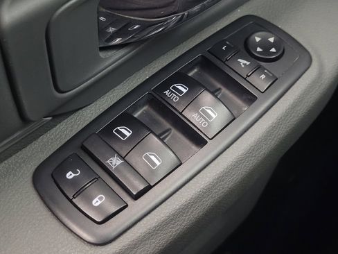 Used 2017 RAM 1500 Big Horn image 27