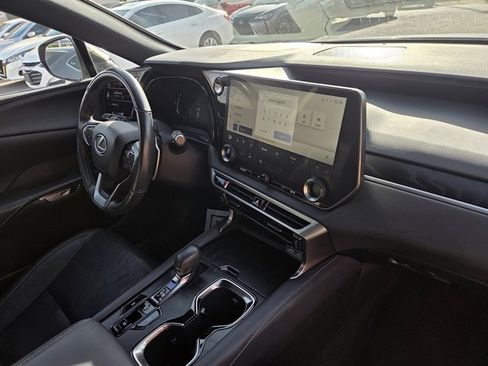 Used 2023 Lexus RX 350 Premium image 7