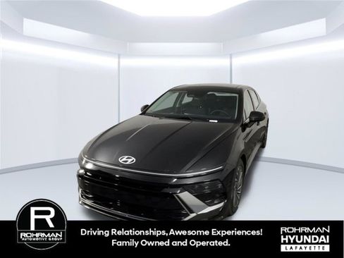 Used 2026 Hyundai Sonata SEL FWD image 3