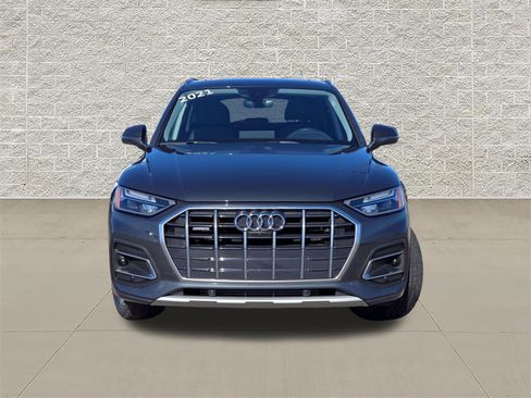 Used 2021 Audi Q5 2.0T Premium Plus w/ Premium Plus Package AWD/4WD image 2