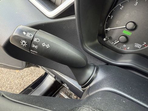 Used 2023 Toyota Corolla SE image 27