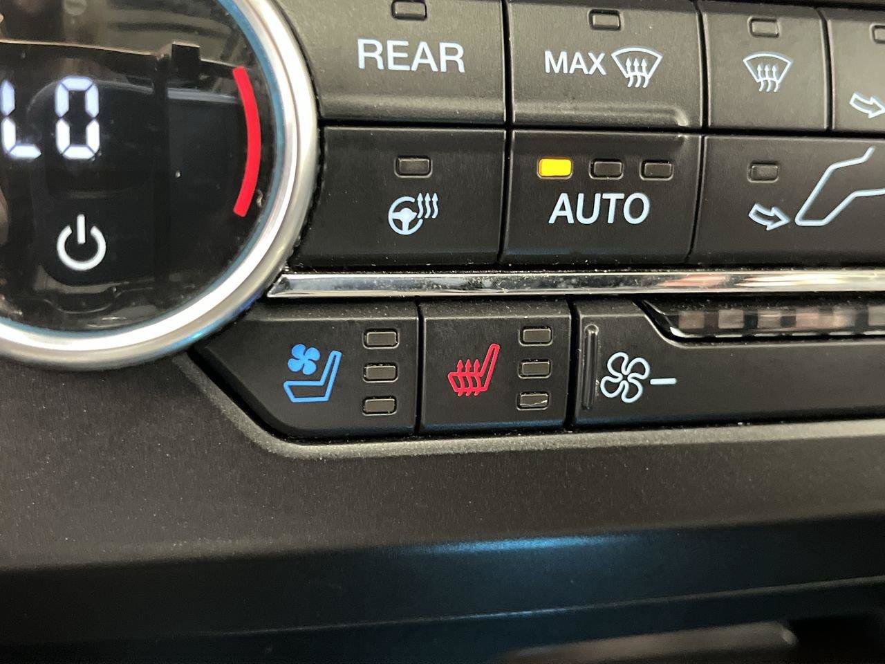 Used 2020 Ford Expedition Platinum AWD/4WD image 26