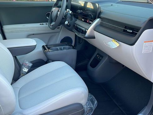 New 2026 Hyundai Ioniq 5 Limited image 33