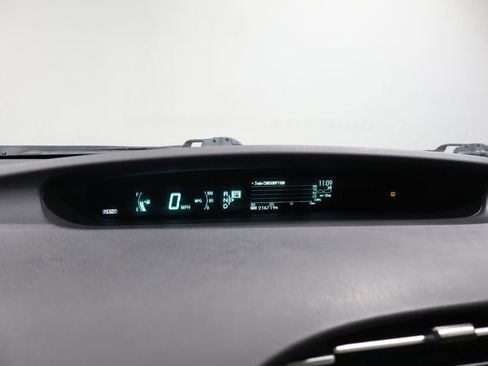 Used 2013 Toyota Prius Three image 36