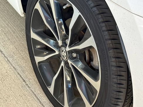Used 2019 Toyota Corolla SE FWD image 9