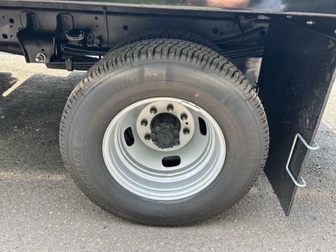 New 2025 Ford F350 XL w/ Snow Plow Prep Package image 33