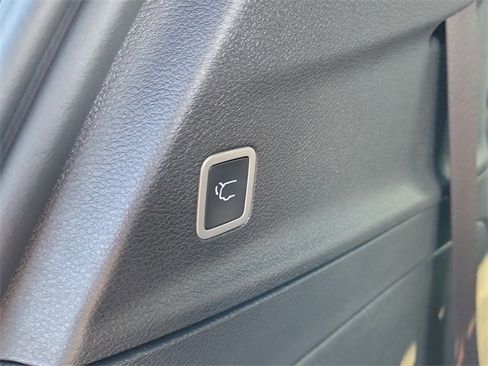 New 2026 Chrysler Pacifica Select image 28