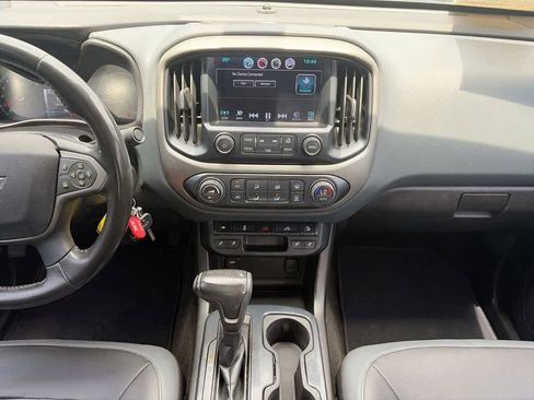 Used 2016 Chevrolet Colorado Z71 RWD image 11