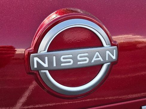 Certified 2025 Nissan Rogue SL AWD/4WD image 13