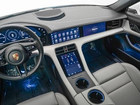 Certified 2021 Porsche Taycan 4S image 18