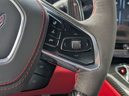 Used 2024 Chevrolet Corvette Z06 RWD image 18