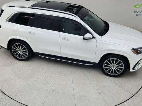 Used 2025 Mercedes-Benz GLS 450 4MATIC w/ AMG Line Exterior image 80