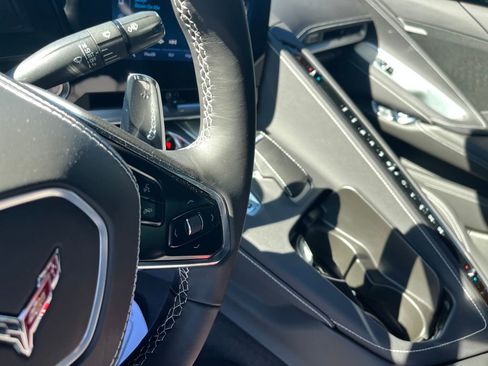 Used 2025 Chevrolet Corvette Z06 image 12