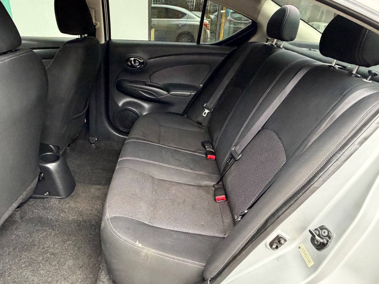 Used 2016 Nissan Versa SV FWD image 13