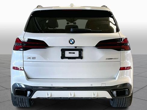Certified 2024 BMW X5 sDrive40i w/ M Sport Package image 4