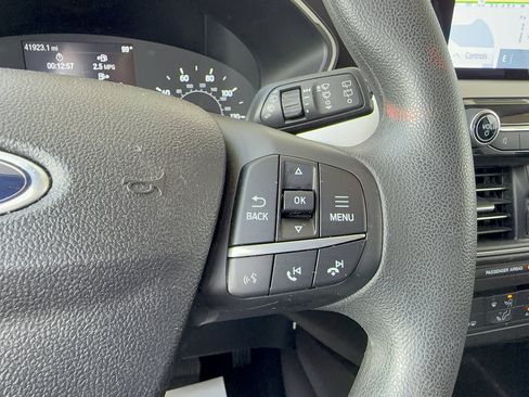 Certified 2022 Ford Escape SE w/ SE Sport Appearance Package AWD/4WD image 24