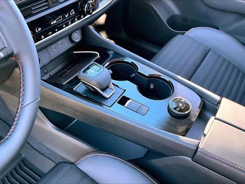 New 2026 Nissan Rogue SV image 7