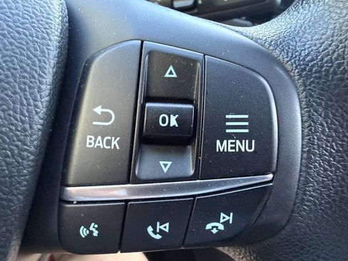 Used 2020 Ford Escape SE AWD/4WD image 2
