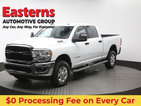Used 2024 RAM 2500 Big Horn w/ Protection Group AWD/4WD image 58