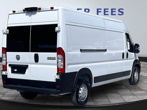Used 2023 RAM ProMaster 2500 FWD image 6