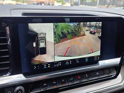 Used 2022 Chevrolet Silverado 1500 High Country image 37