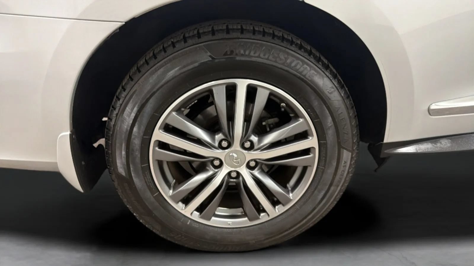Used 2017 INFINITI QX60 FWD w/ Premium Plus Package image 26