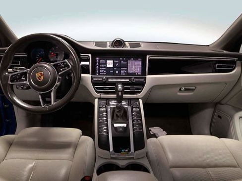 Used 2020 Porsche Macan S image 13