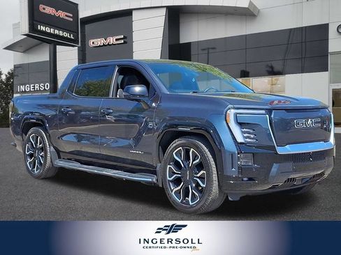 Used 2025 GMC Sierra EV Denali AWD/4WD image 1