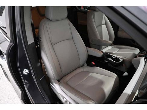 Used 2023 Honda Odyssey Touring image 16