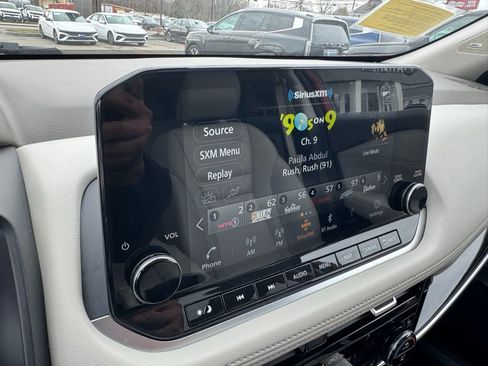 Used 2022 Nissan Rogue SL w/ SL Premium Package image 30