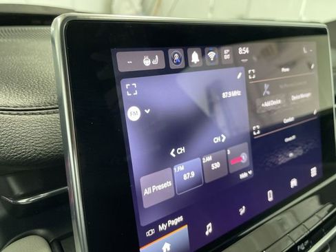 Used 2024 Jeep Compass Limited image 28