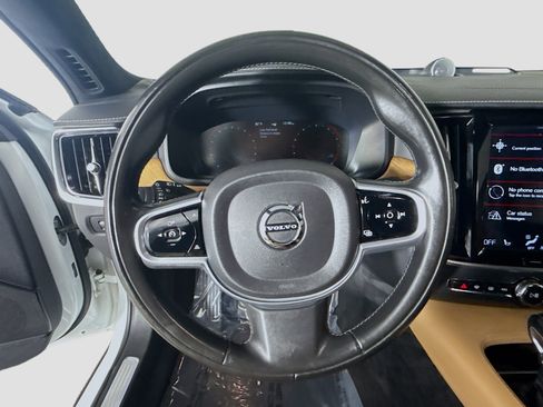Used 2018 Volvo S90 T6 Inscription w/ Luxury Package image 13