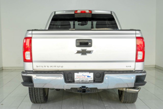 Used 2018 Chevrolet Silverado 1500 LTZ w/ Sport Package AWD/4WD image 7