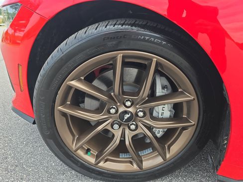 Used 2025 Ford Mustang GT Premium RWD image 30