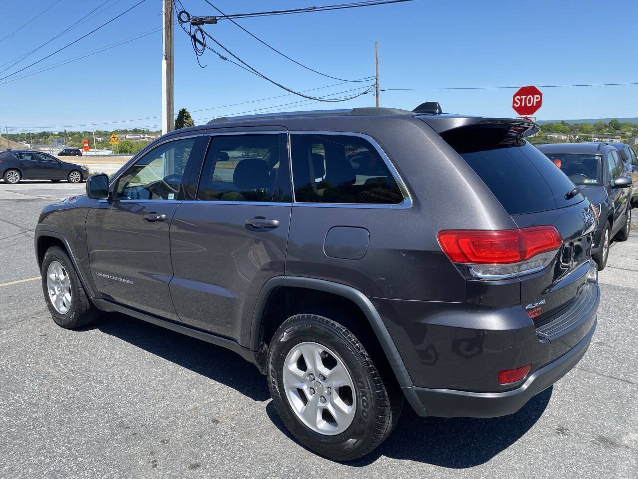 Used 2014 Jeep Grand Cherokee Laredo w/ Quick Order Package 23E AWD/4WD image 8
