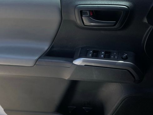 Used 2023 Toyota Tacoma SR5 RWD image 21