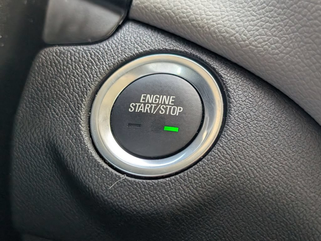 Used 2024 Chevrolet Equinox LS FWD image 28