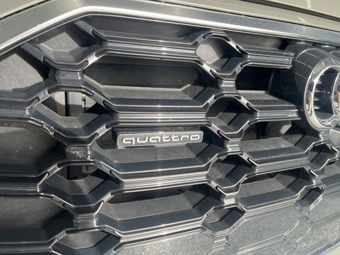 Used 2024 Audi Q5 2.0T Premium Plus image 9