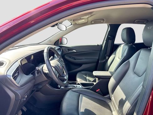 Used 2024 Buick Encore GX Sport Touring w/ Comfort Package image 10