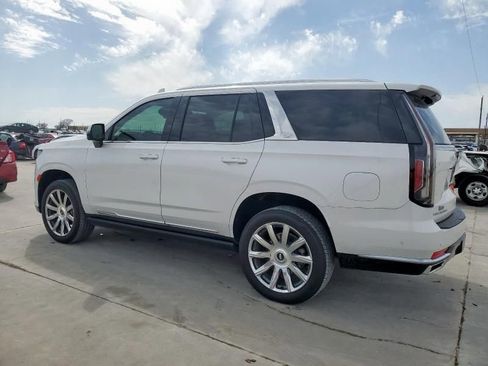 Used 2021 Cadillac Escalade Premium Luxury Platinum RWD image 2