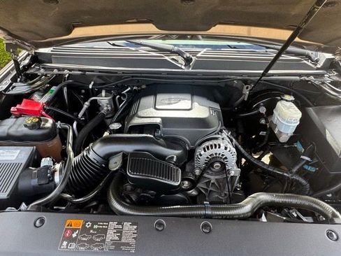 Used 2011 Chevrolet Tahoe LT RWD image 61