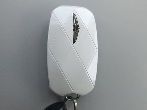 New 2026 Genesis GV70 2.5T Advanced image 27