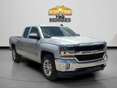 Used 2017 Chevrolet Silverado 1500 LT w/ All Star Edition RWD image 11